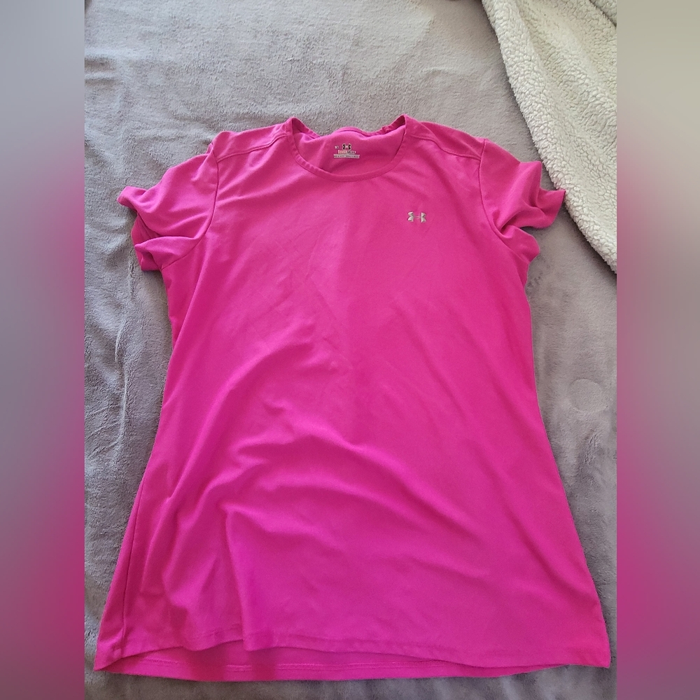 Under Armour hear gear womens short sleeve shirt